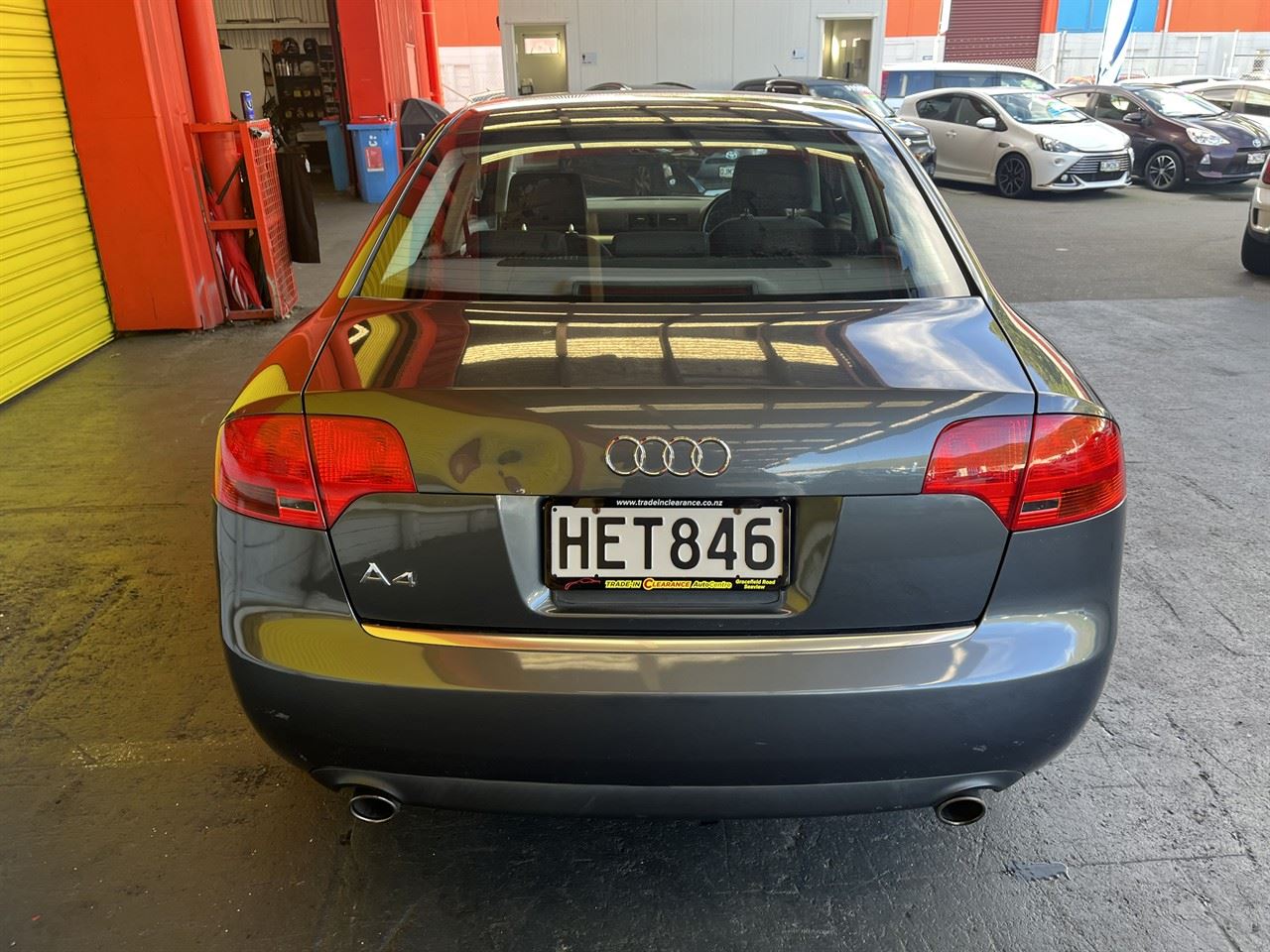 Vehicle image 5