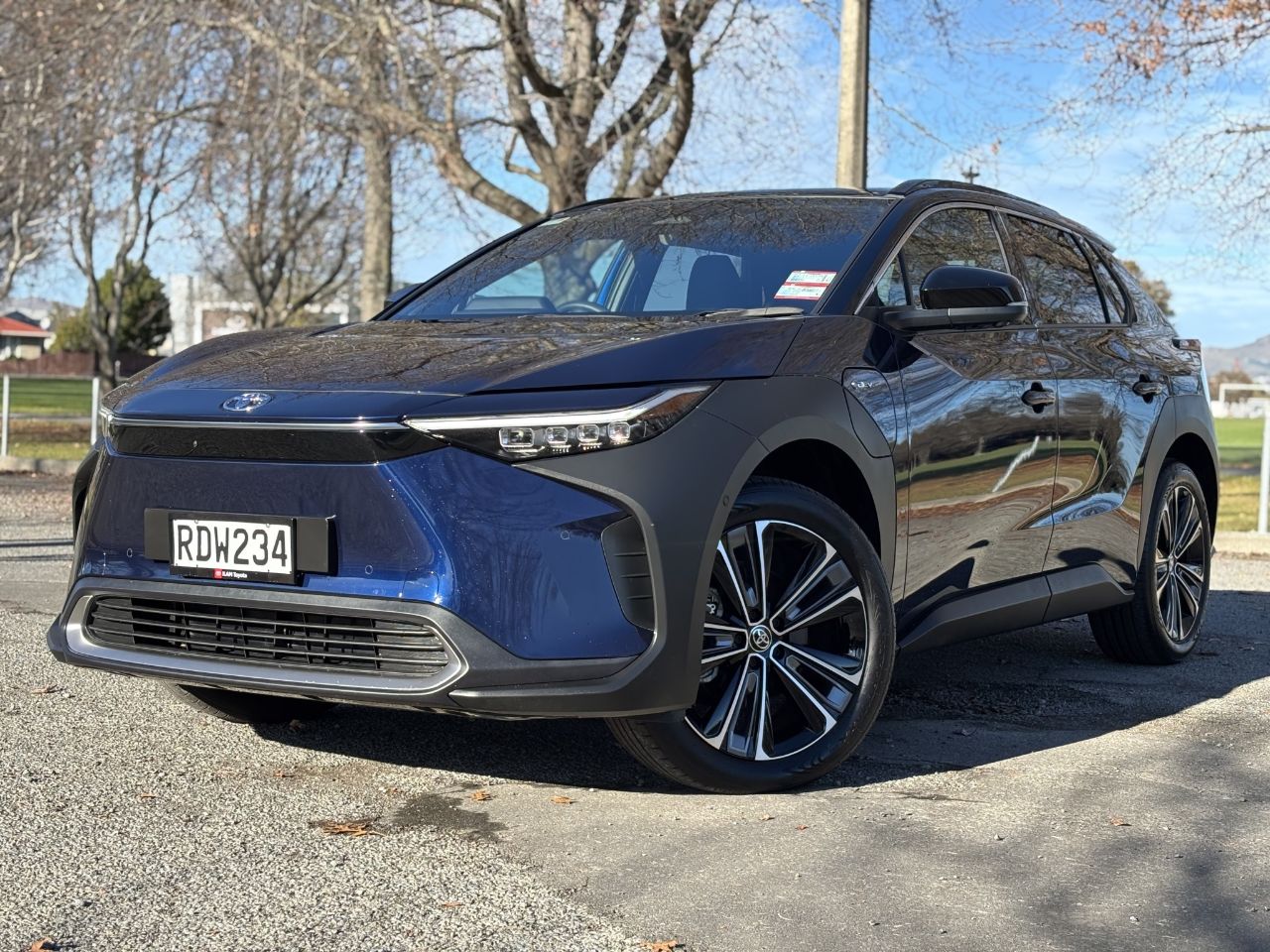 Vehicle image 3