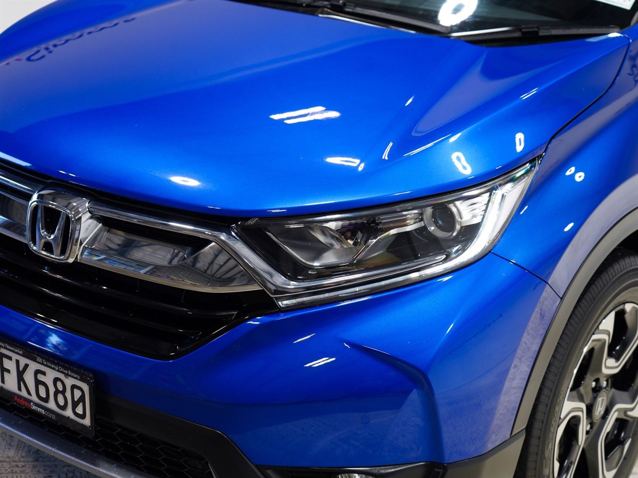 Vehicle image 5