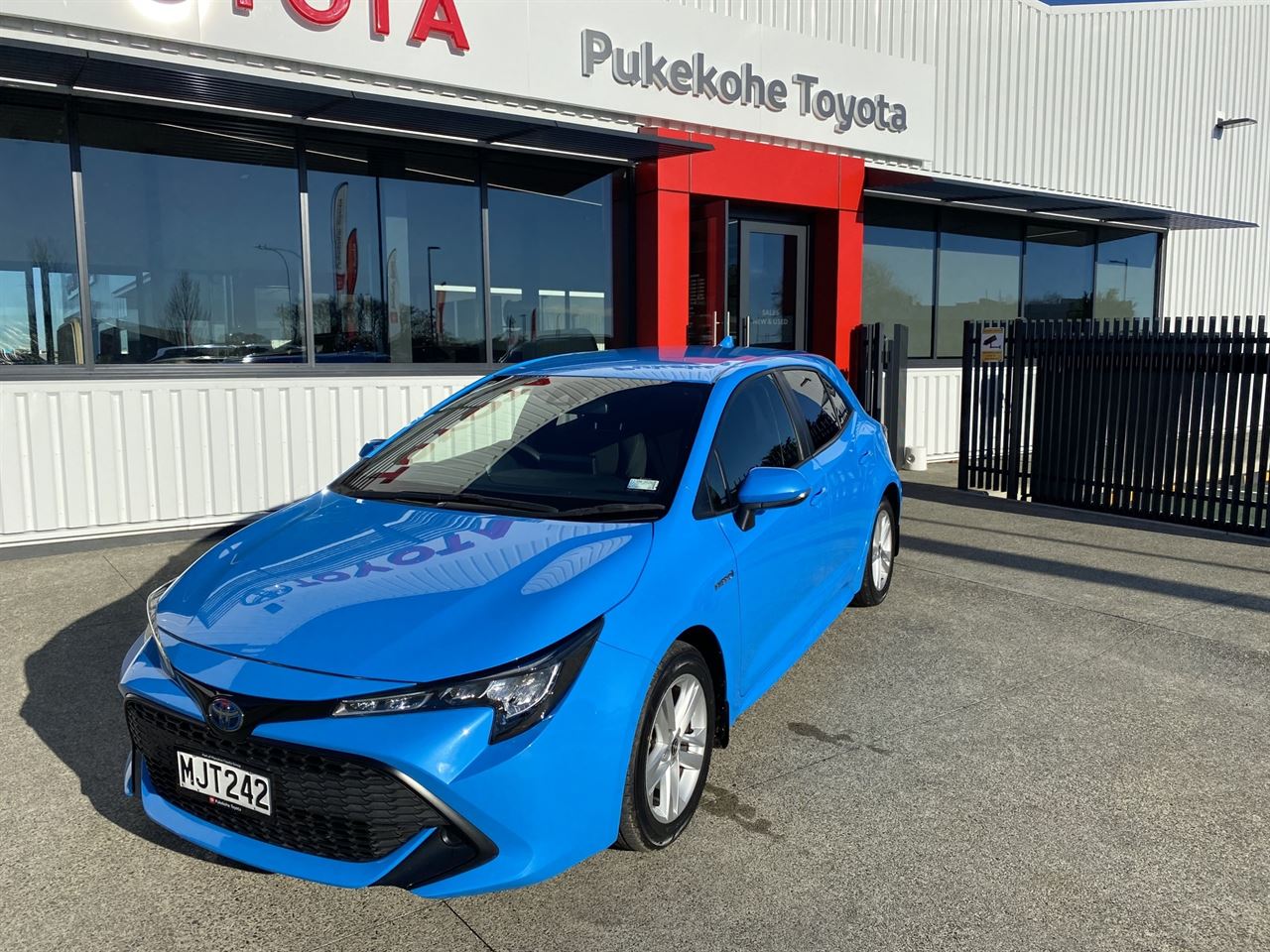 Vehicle image 1