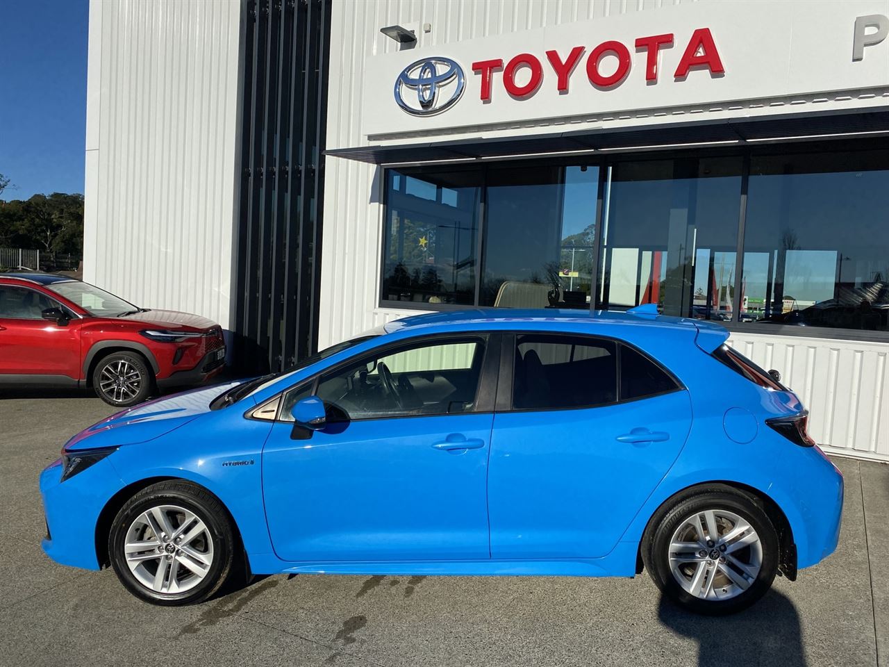 Vehicle image 2