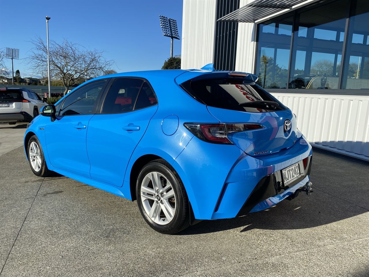 Vehicle image 3