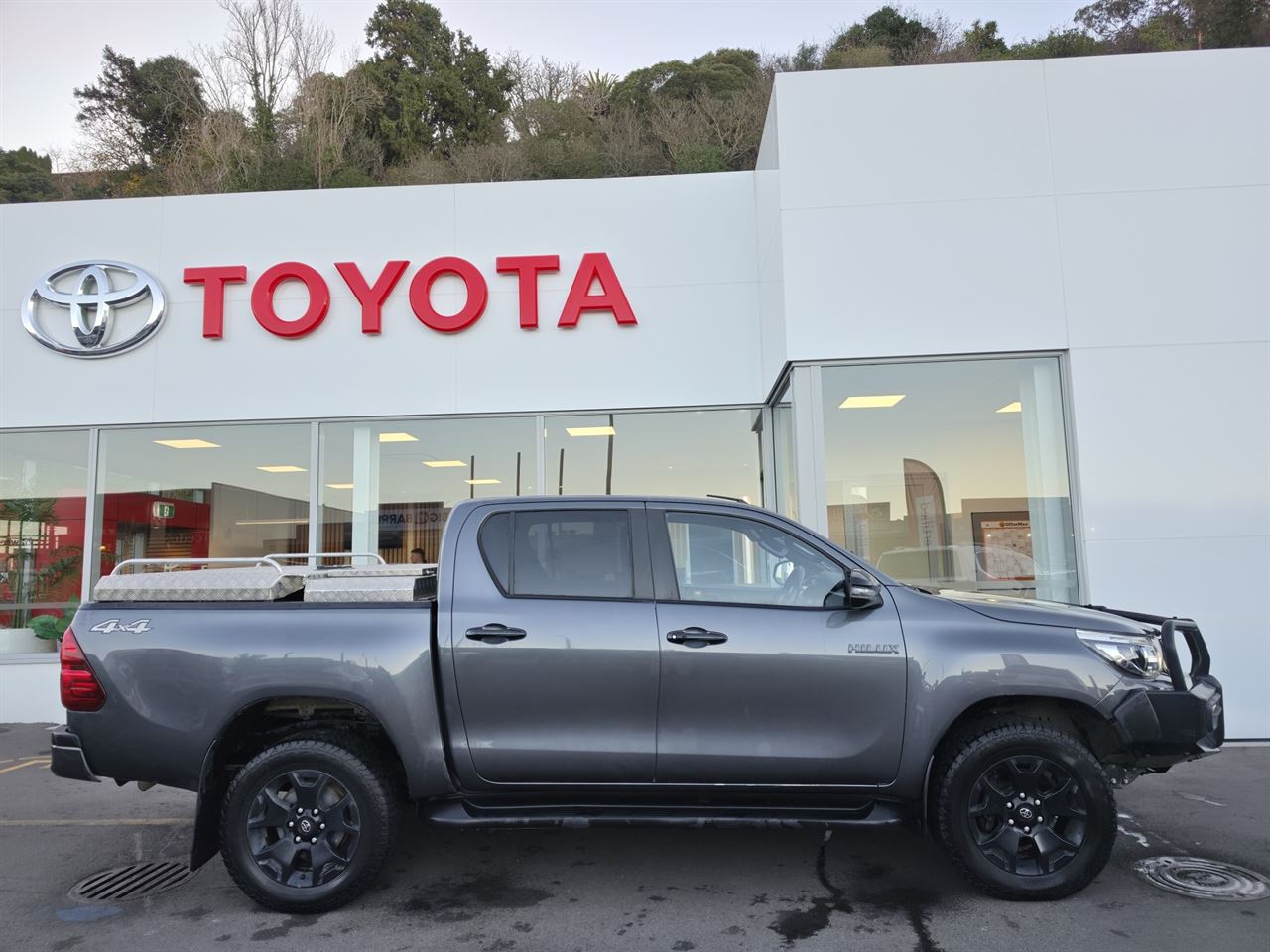 Vehicle image 2