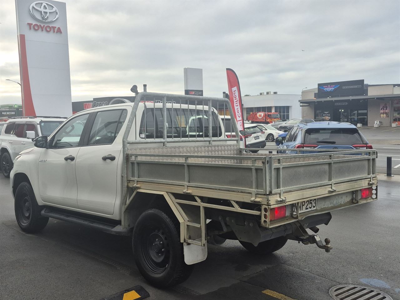 Vehicle image 5