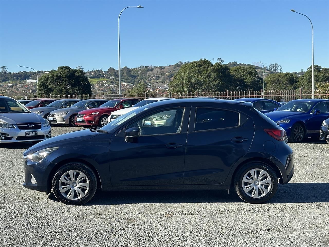Vehicle image 4
