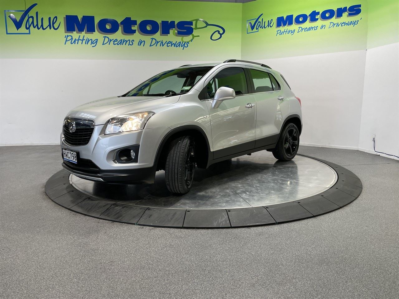 Vehicle image 3