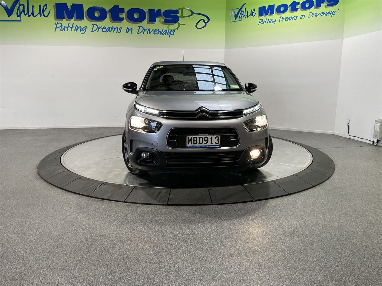 Vehicle image 2
