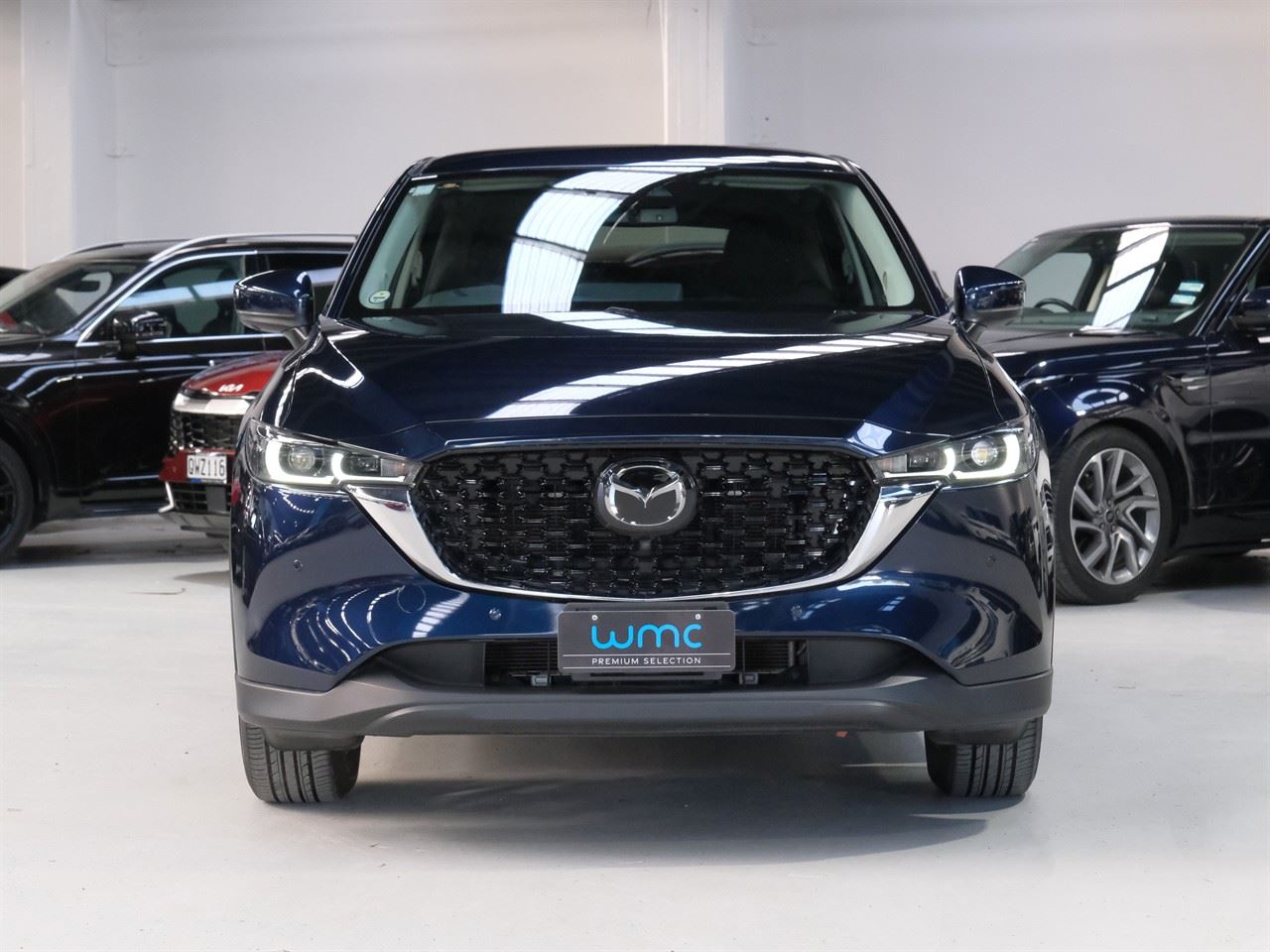 Vehicle image 3