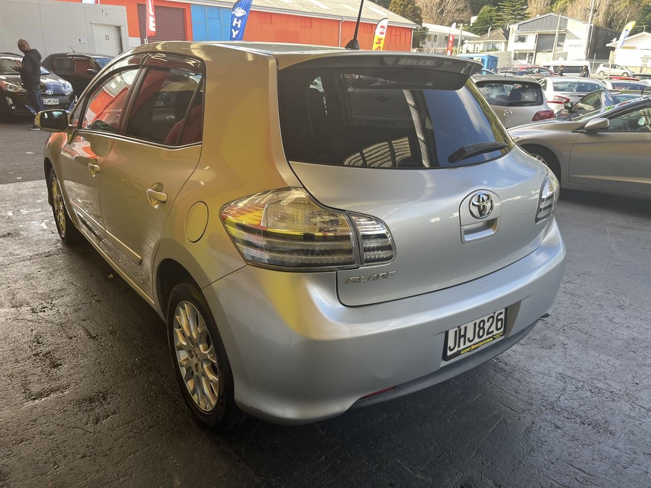 Vehicle image 4