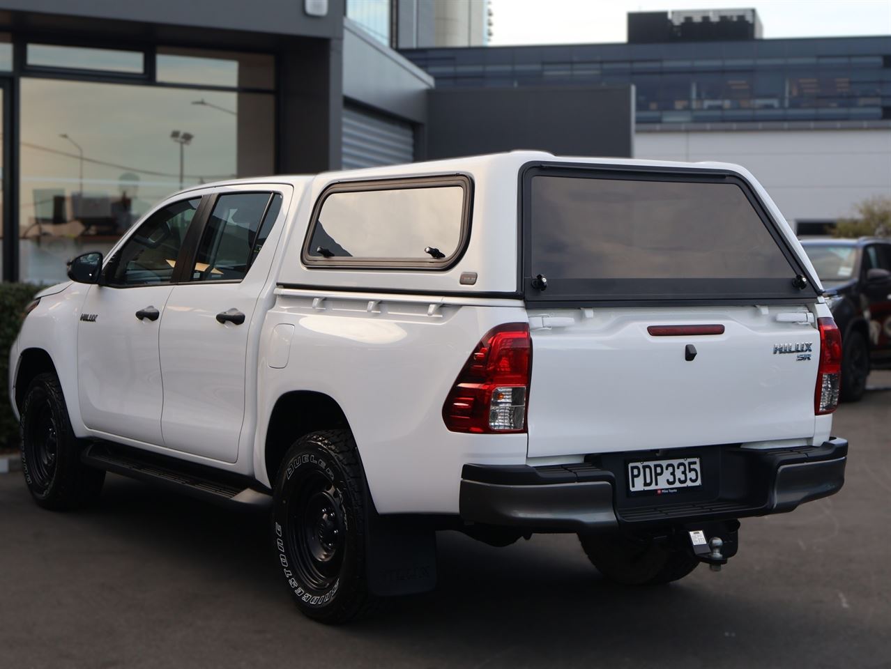 Vehicle image 5