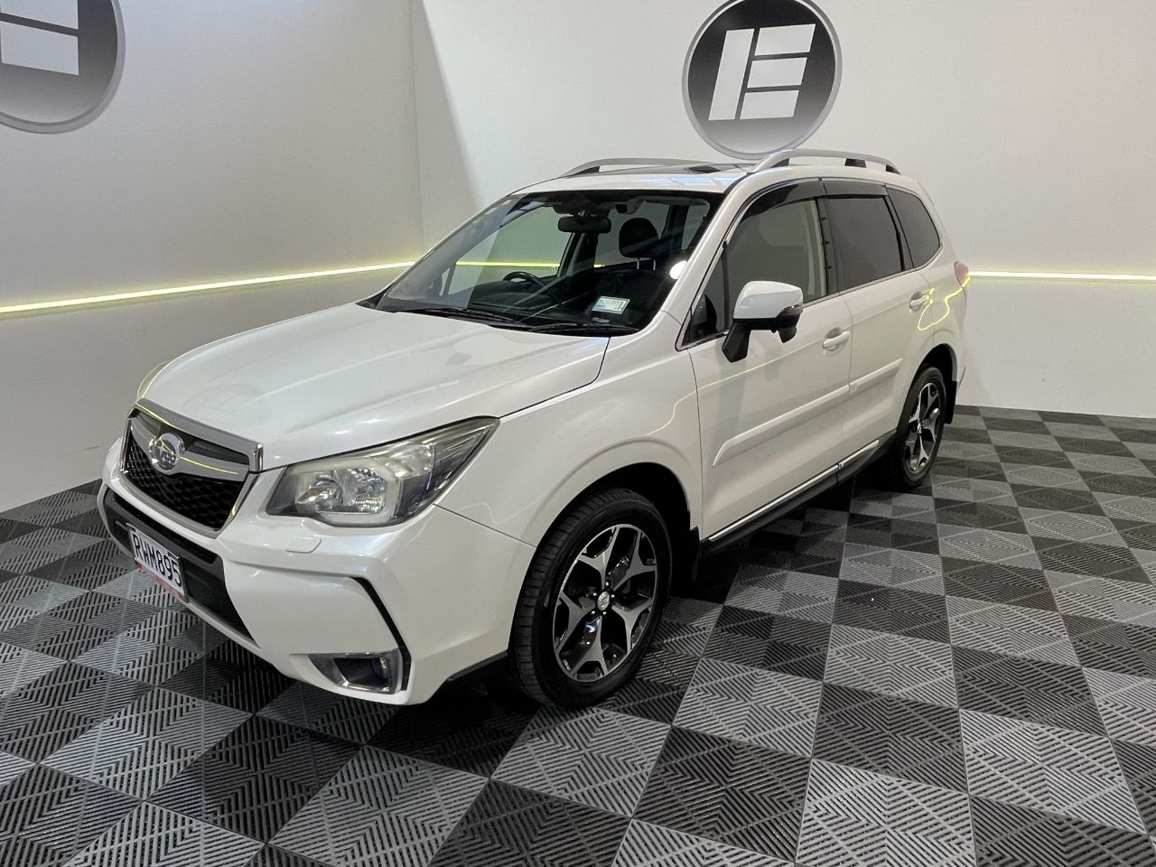 Vehicle image 3