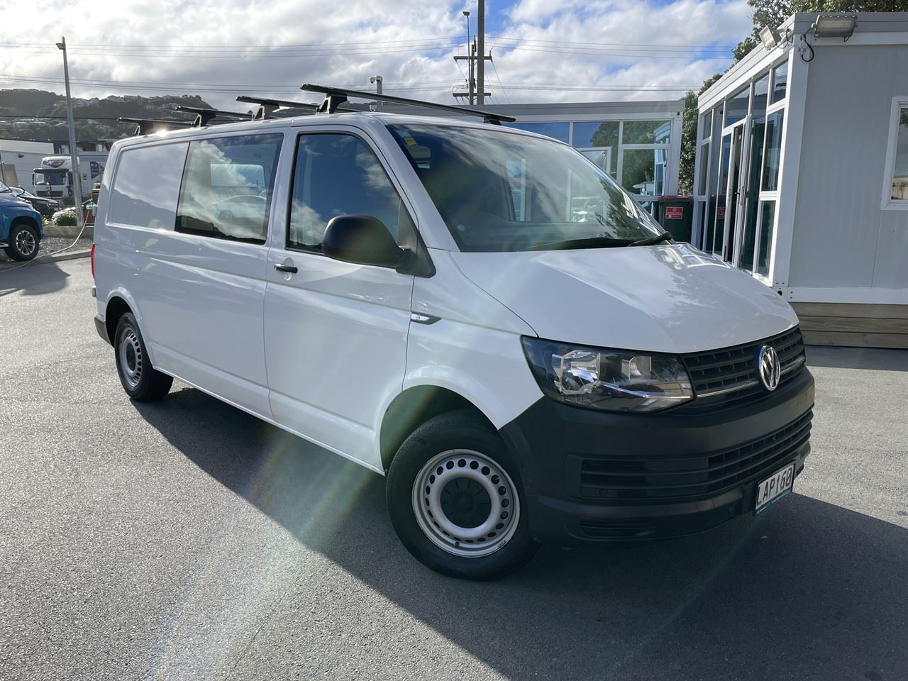 Vehicle image 1