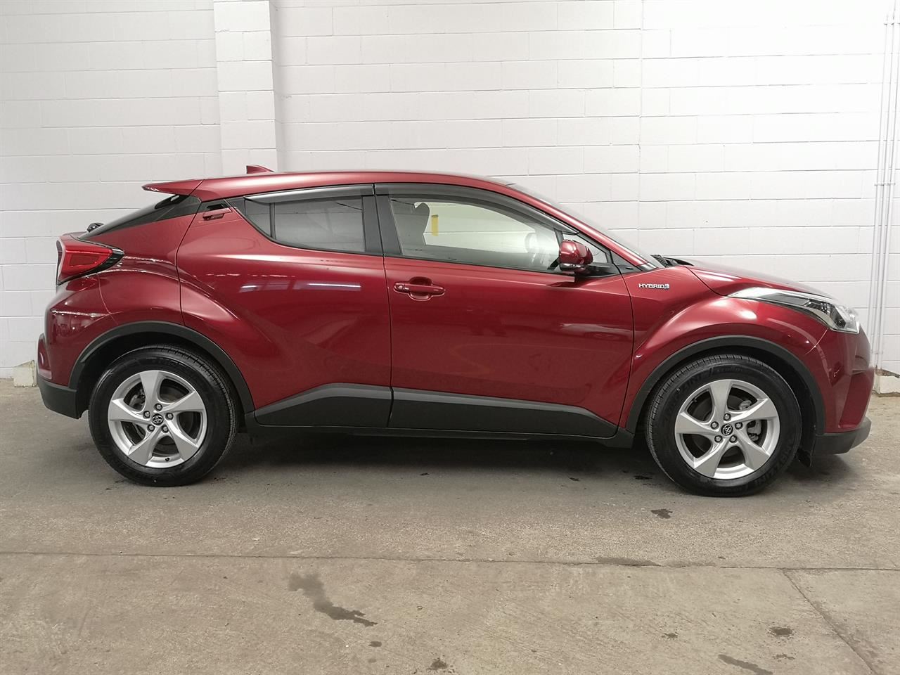 Vehicle image 3