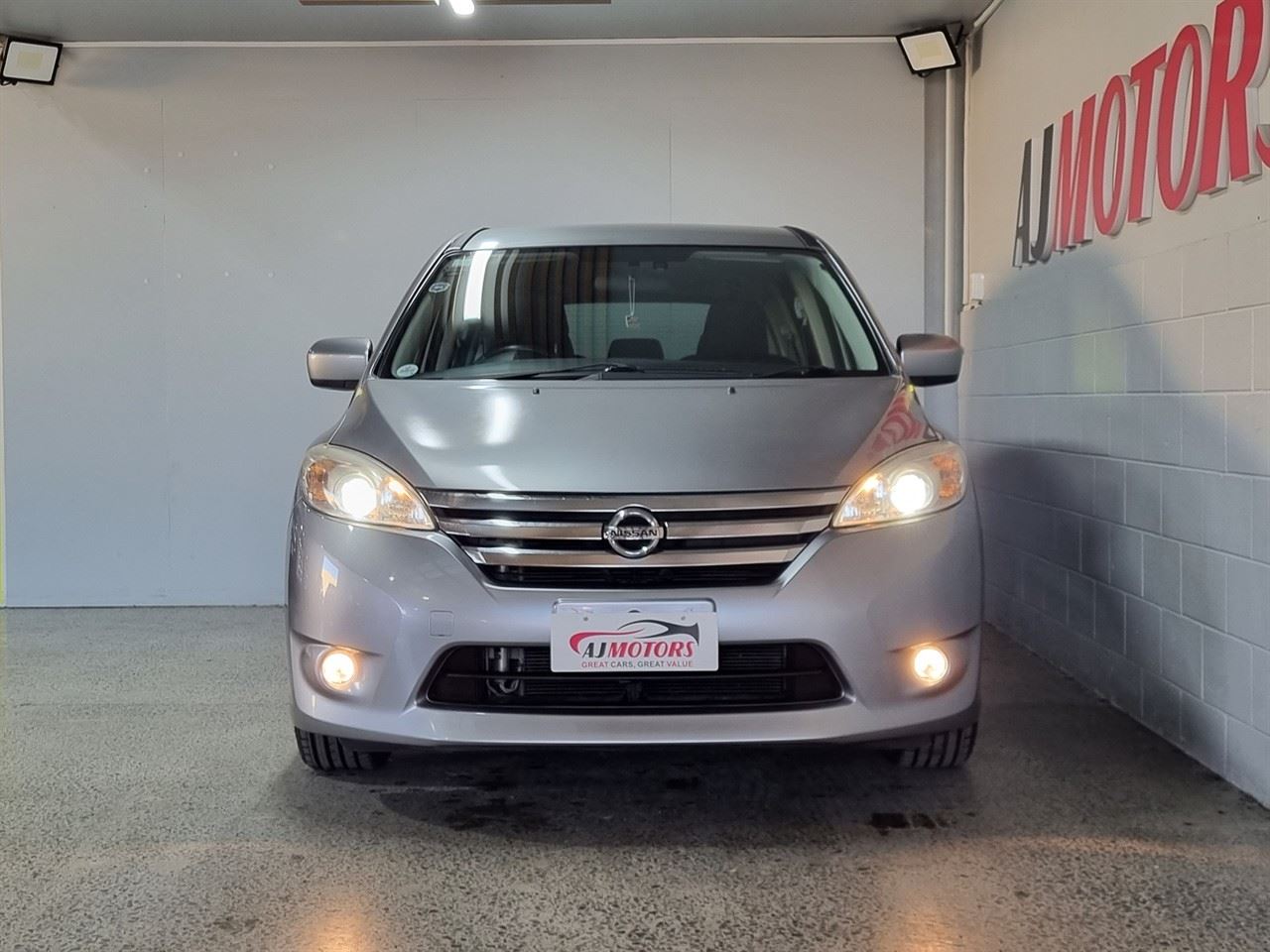 Vehicle image 2