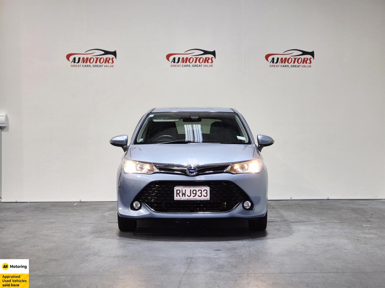 Vehicle image 2