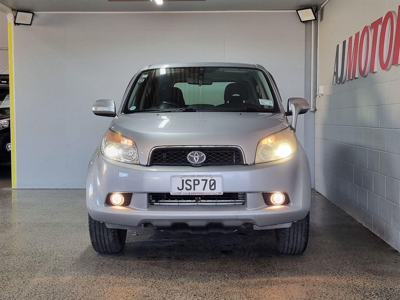 Vehicle image 2