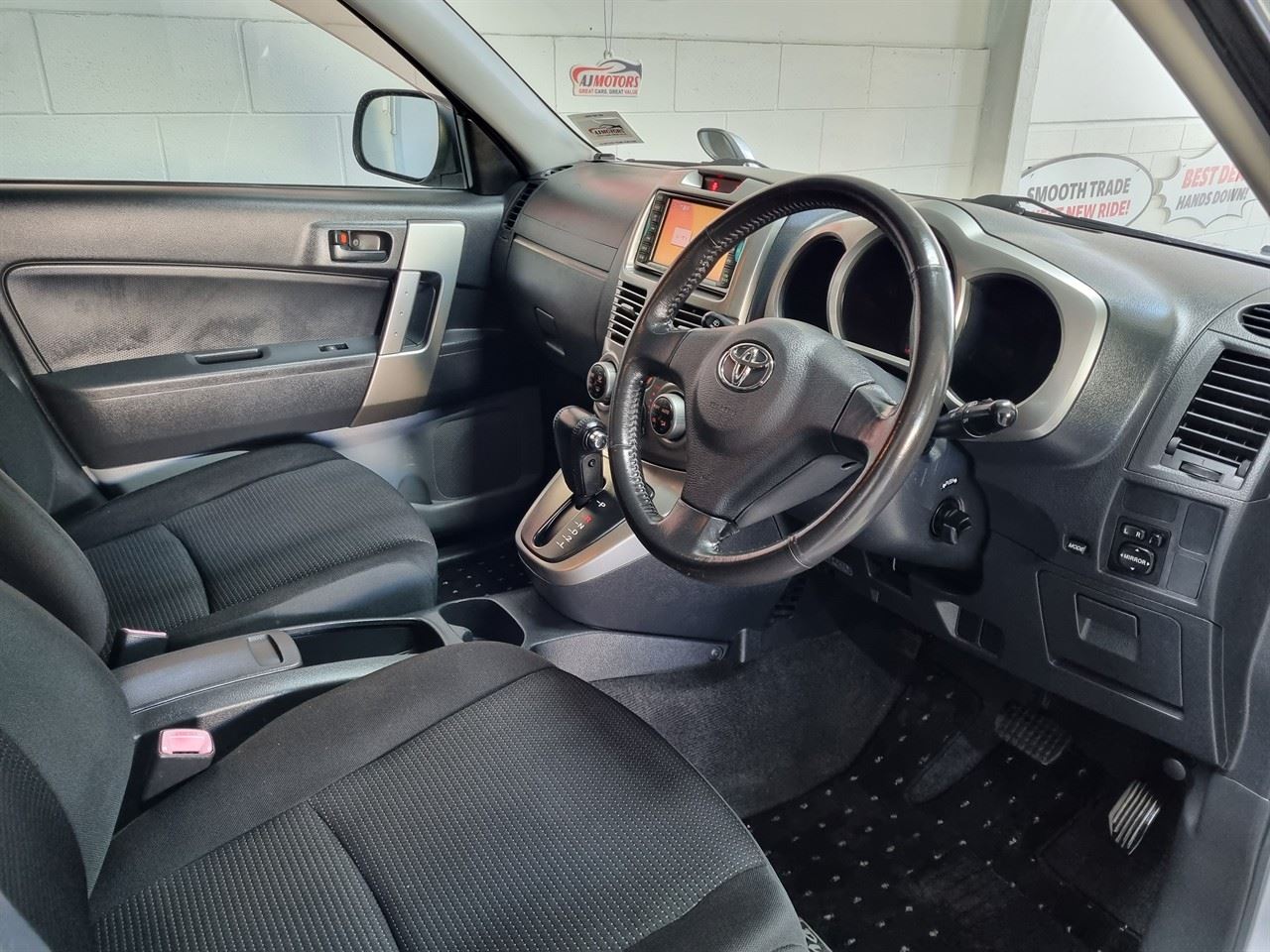 Vehicle image 3
