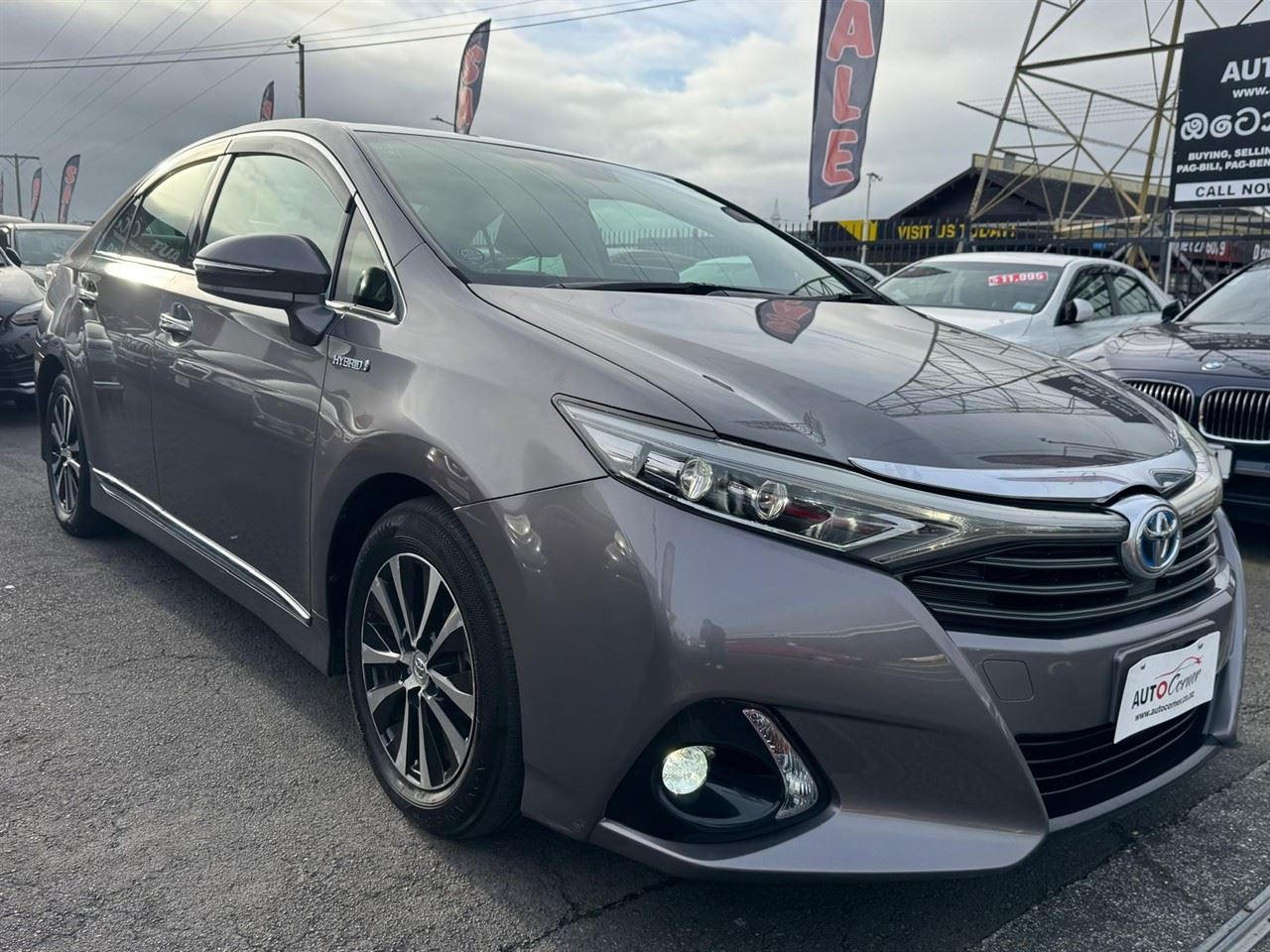 Vehicle image 5