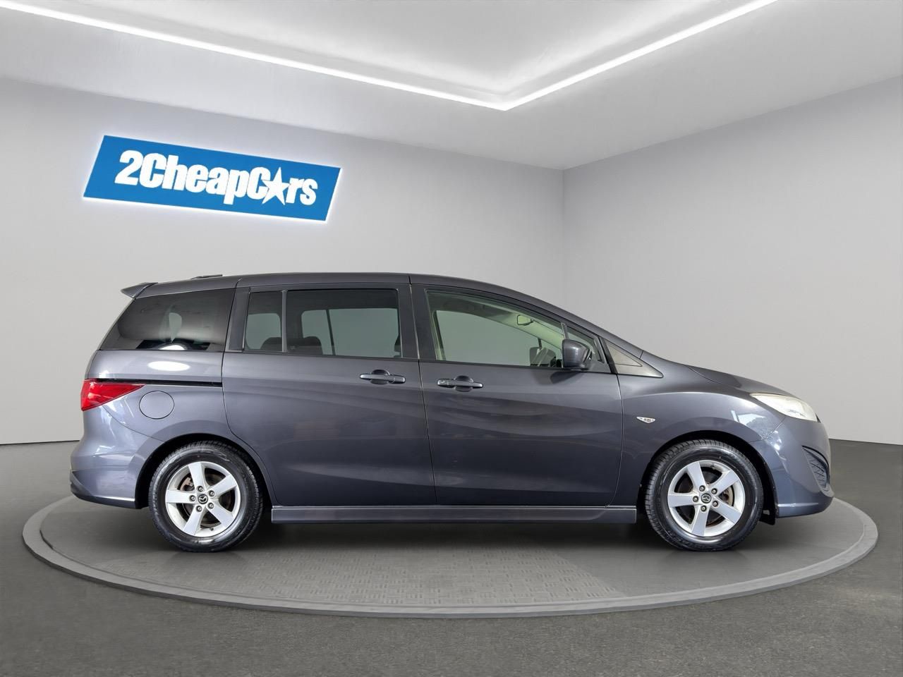 Vehicle image 4