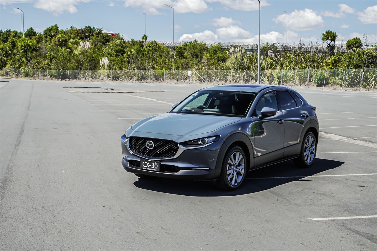 Vehicle image 3