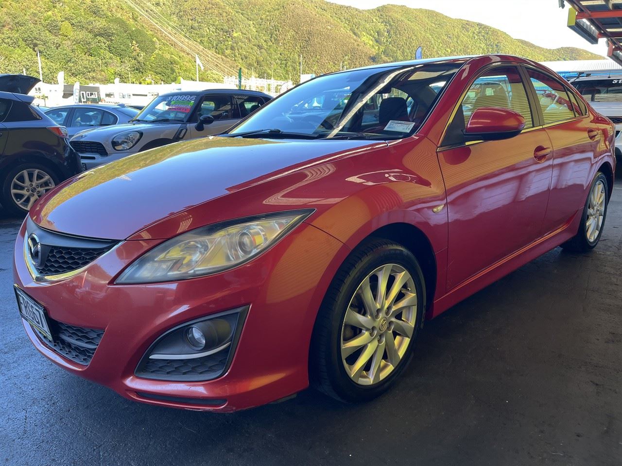 Vehicle image 3