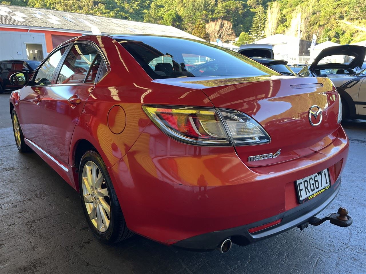 Vehicle image 4