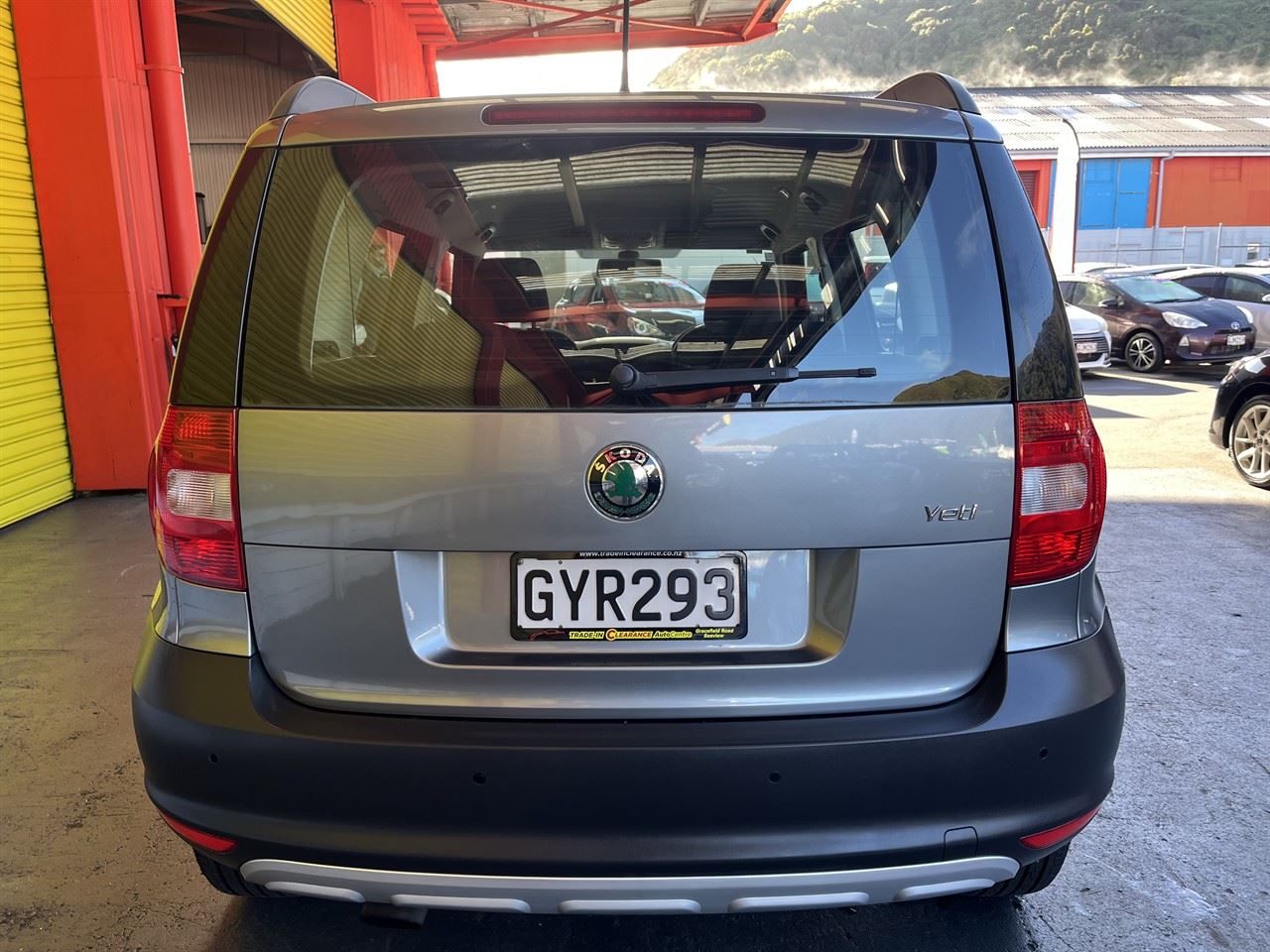 Vehicle image 5
