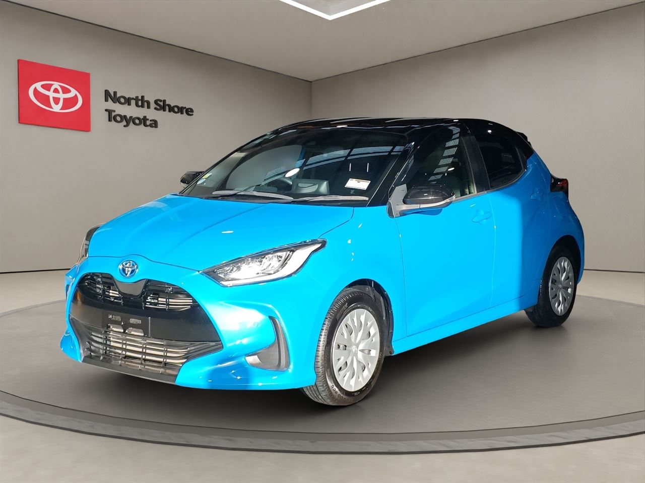 Vehicle image 3