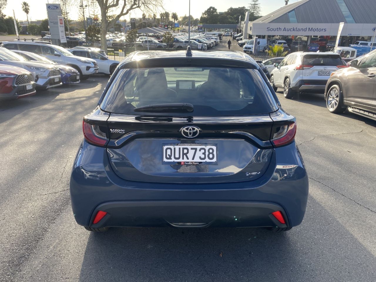 Vehicle image 3
