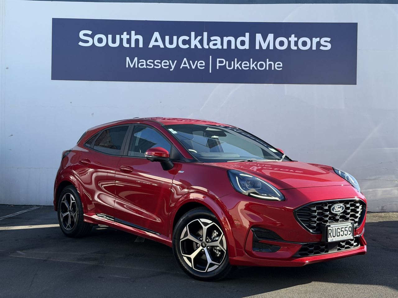 Vehicle image 3