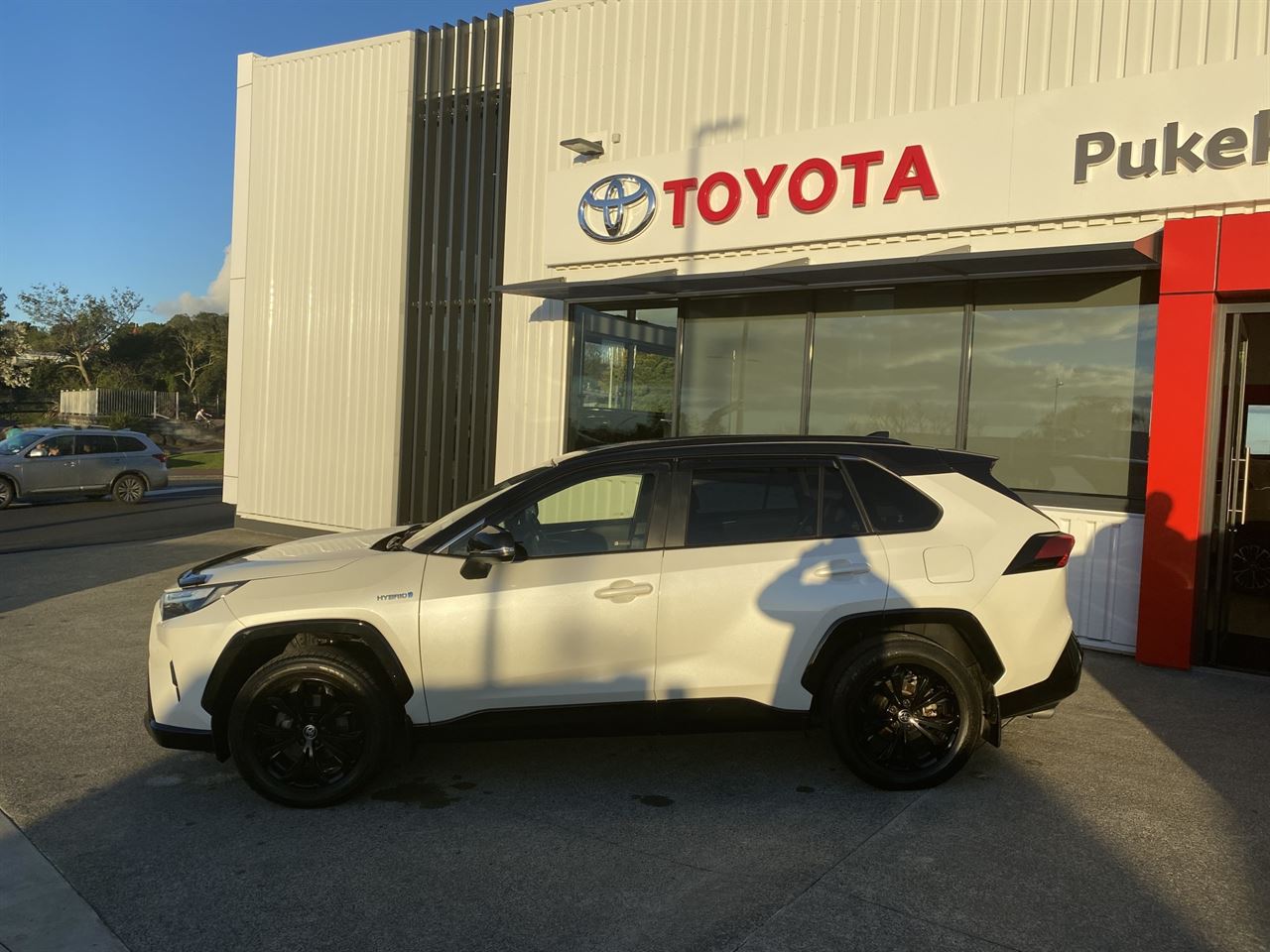 Vehicle image 2