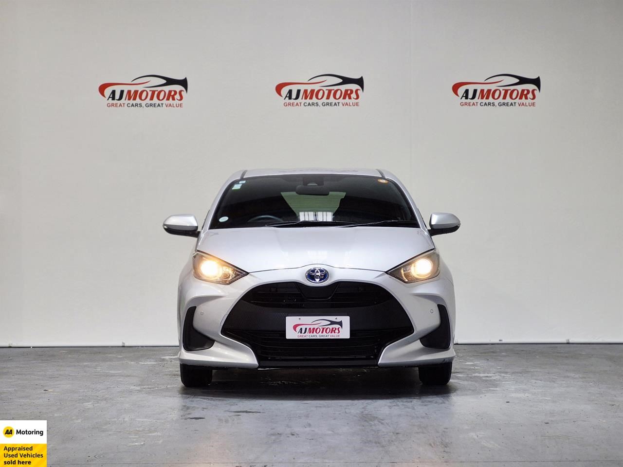 Vehicle image 2