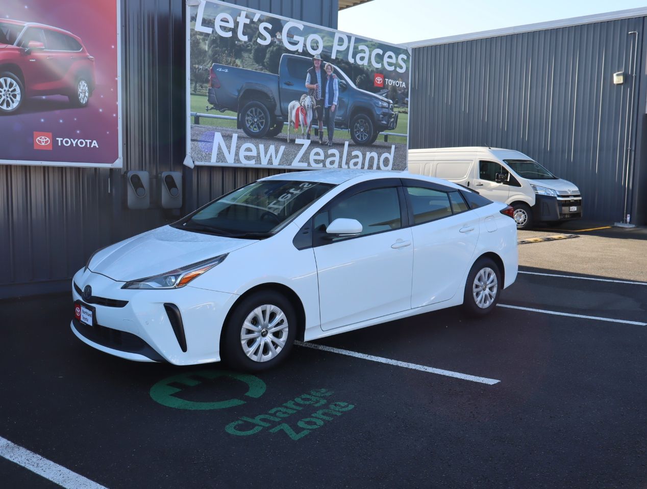 Vehicle image 1