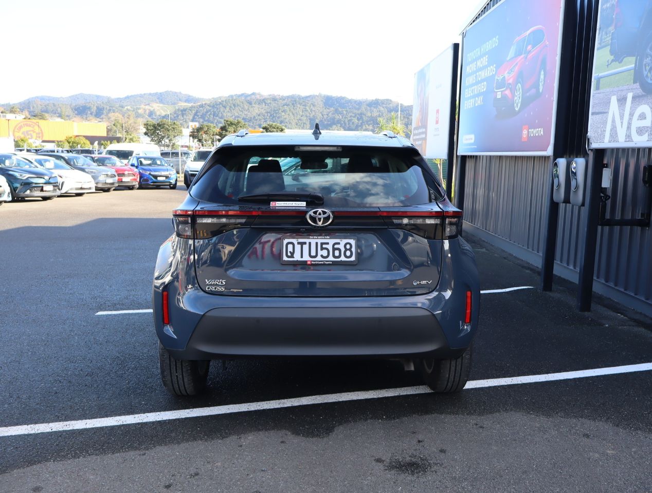 Vehicle image 3