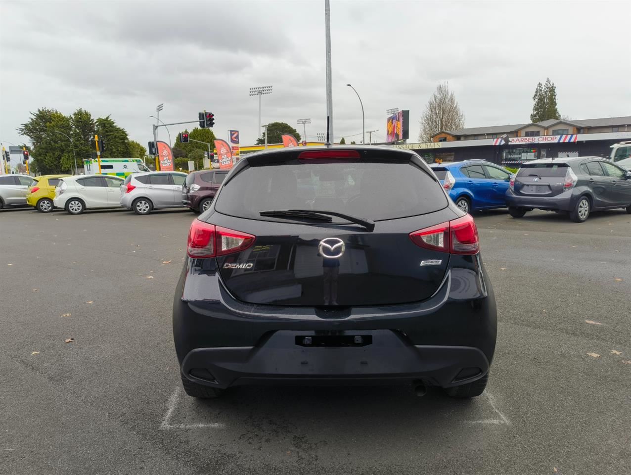 Vehicle image 5