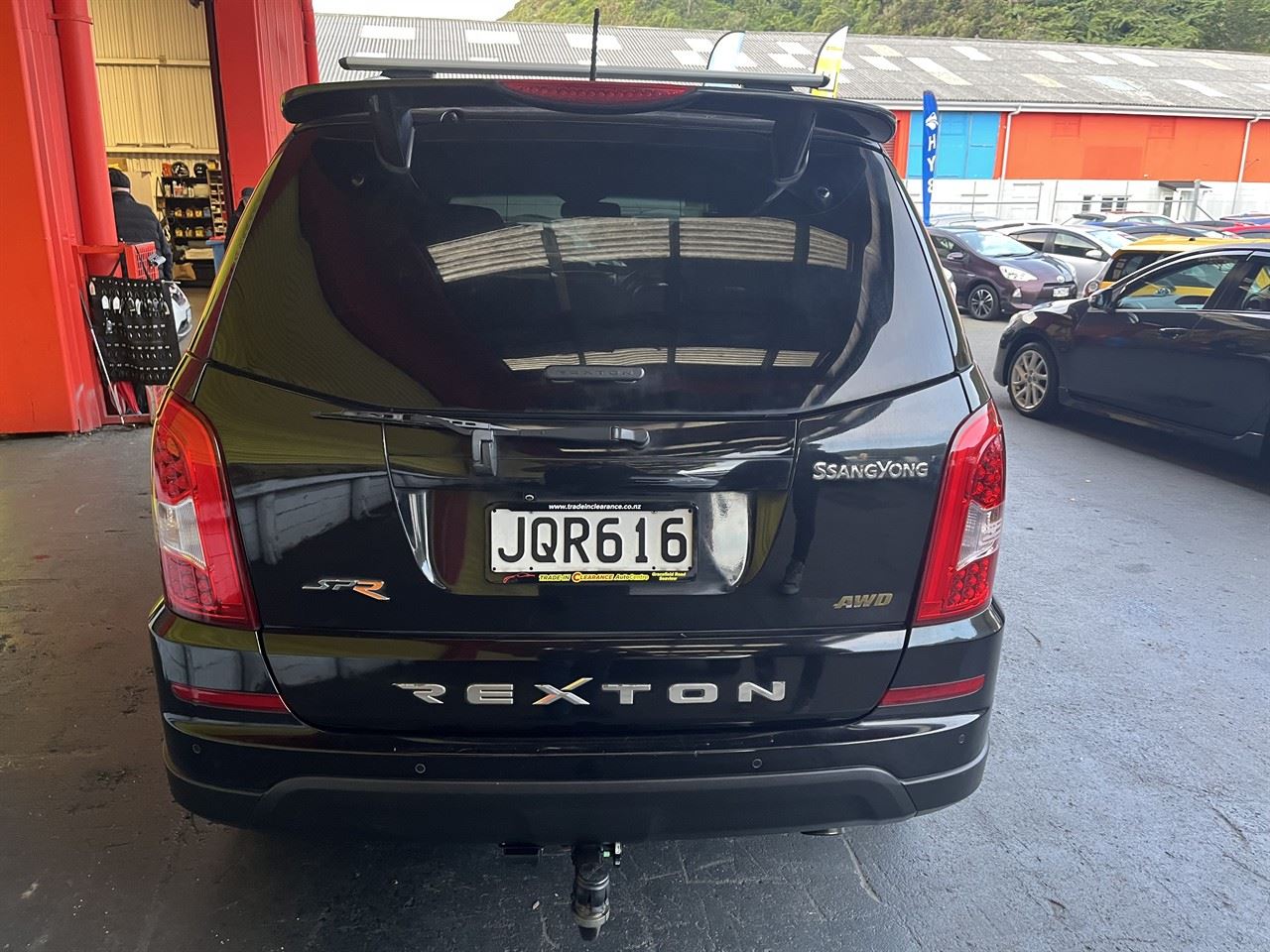Vehicle image 5