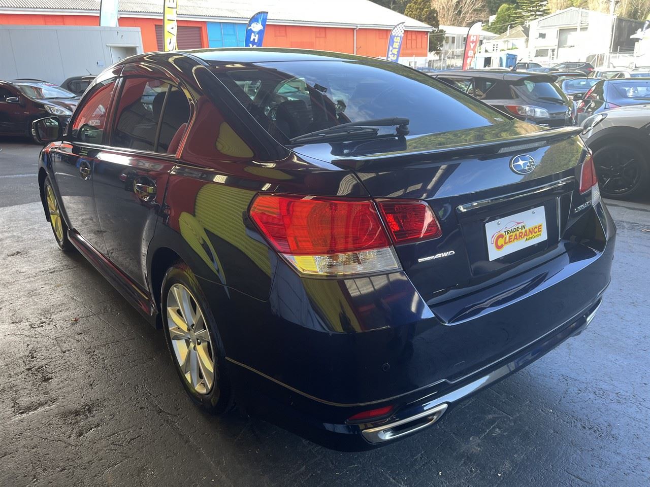 Vehicle image 4