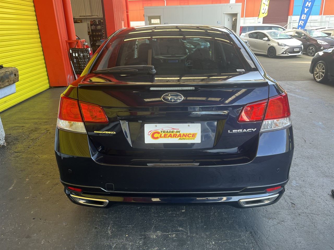 Vehicle image 5