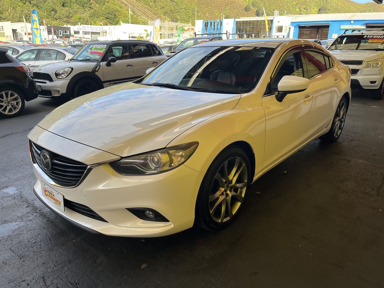 Vehicle image 3