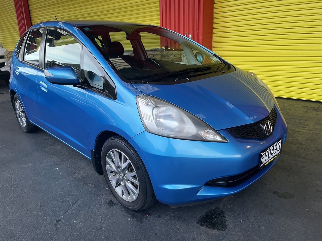 Vehicle image 1