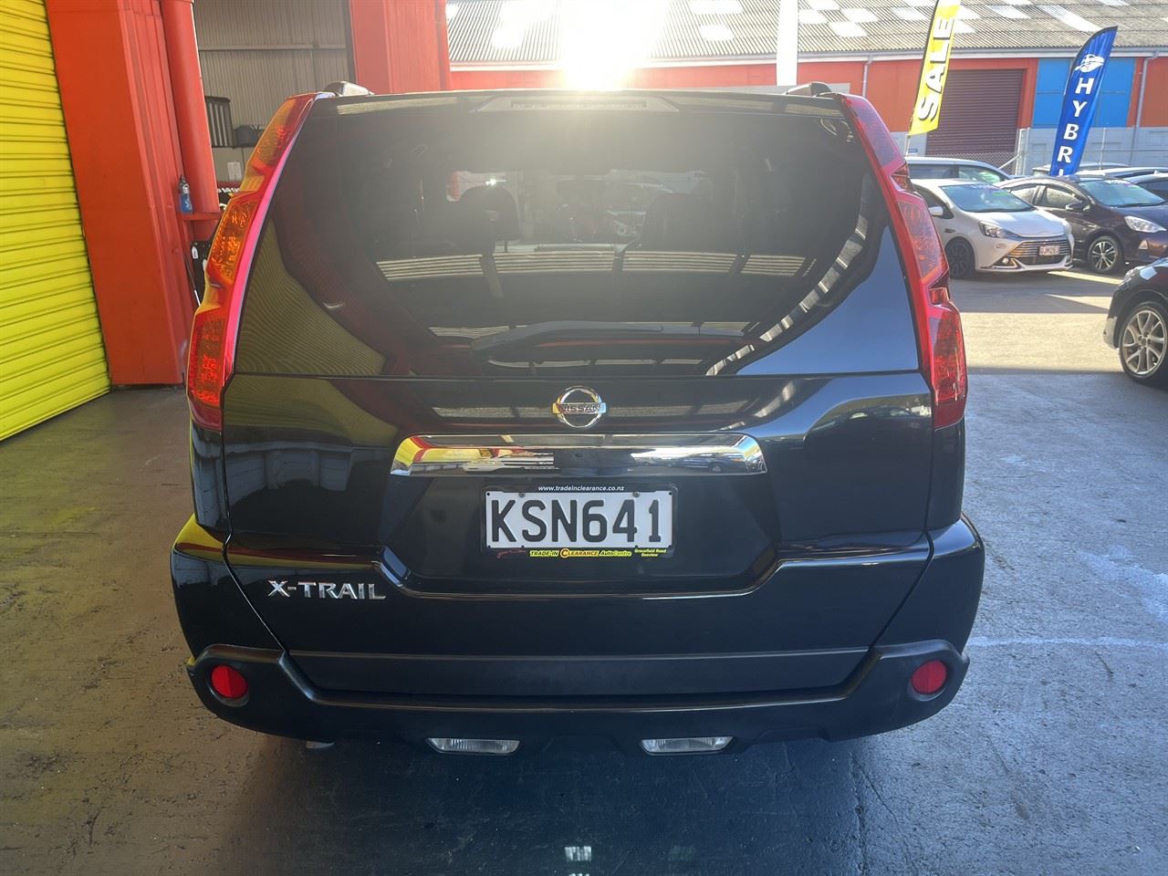 Vehicle image 5