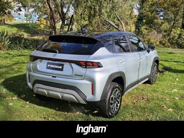 Vehicle image 3