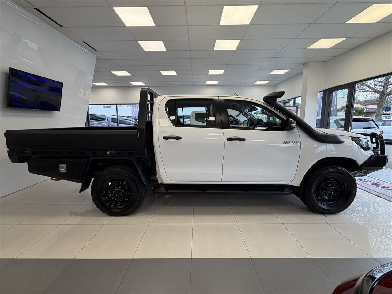 Vehicle image 2