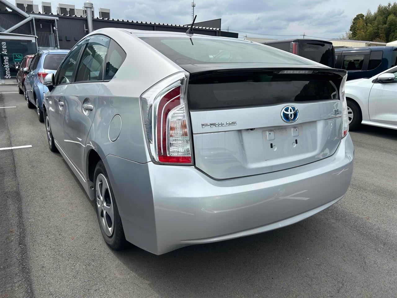 Vehicle image 2
