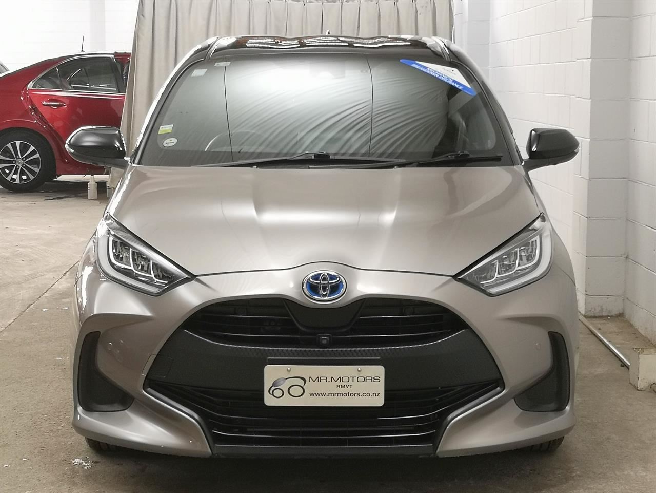 Vehicle image 4