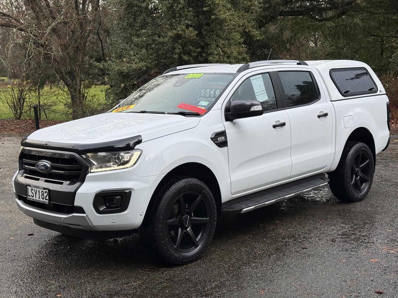 Vehicle image 3