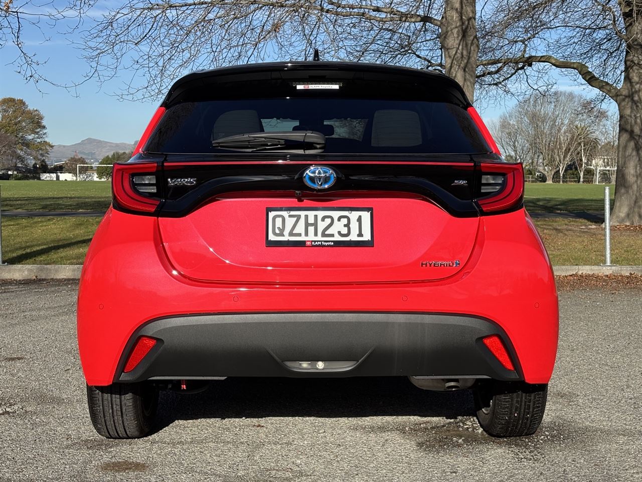Vehicle image 4