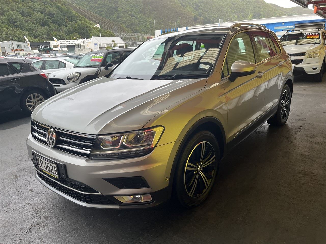 Vehicle image 3