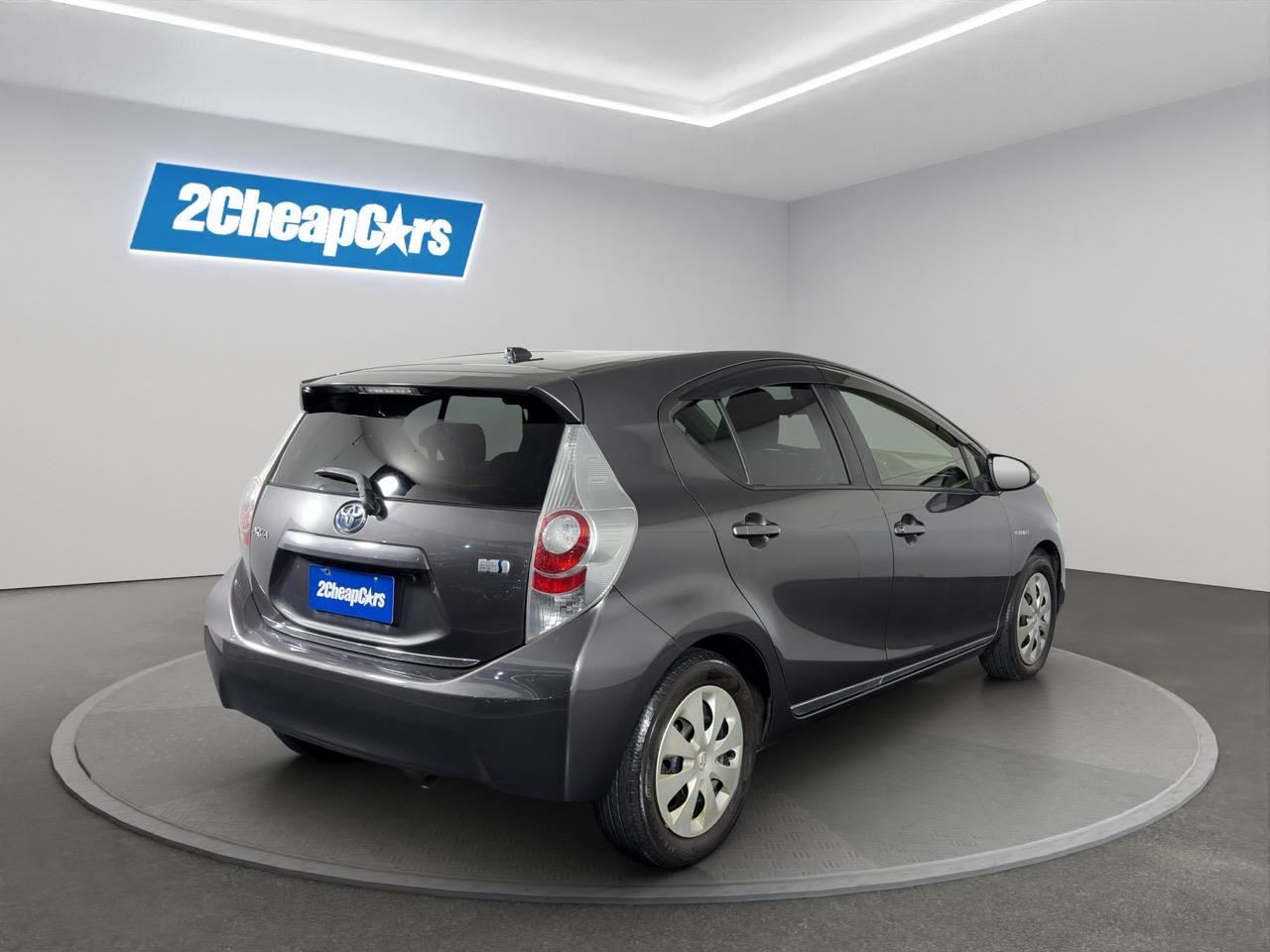 Vehicle image 5