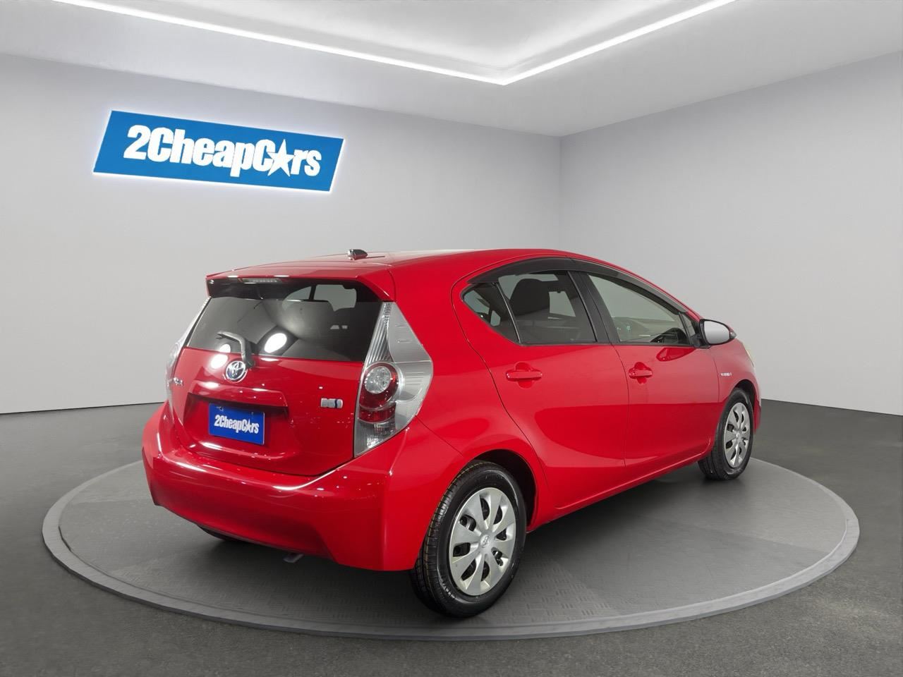 Vehicle image 5